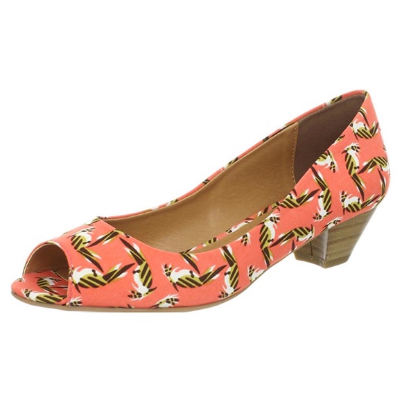 CL by Laundry Shoes - CL by Laundry Home Run Coral Parrot Peep Toe heels